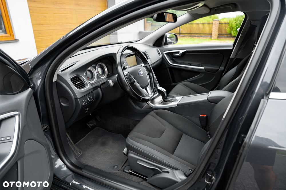 Volvo V60 - 17