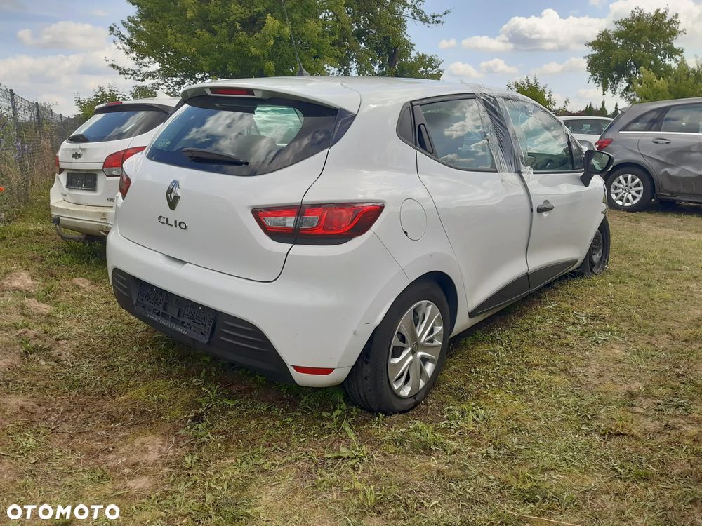 Renault Clio 1.2 16V Life - 4