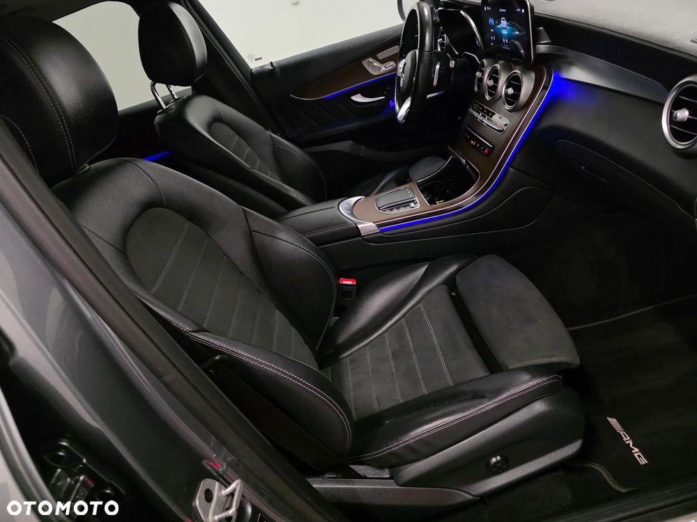 Mercedes-Benz GLC 220 d 4Matic 9G-TRONIC AMG Line Plus - 19