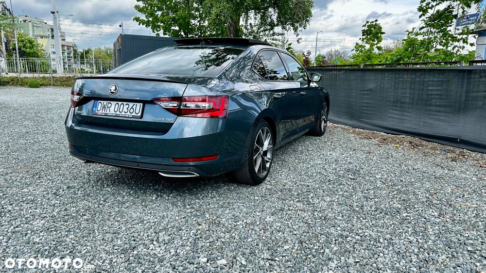 Skoda Superb 2.0 TSI DSG SportLine - 7