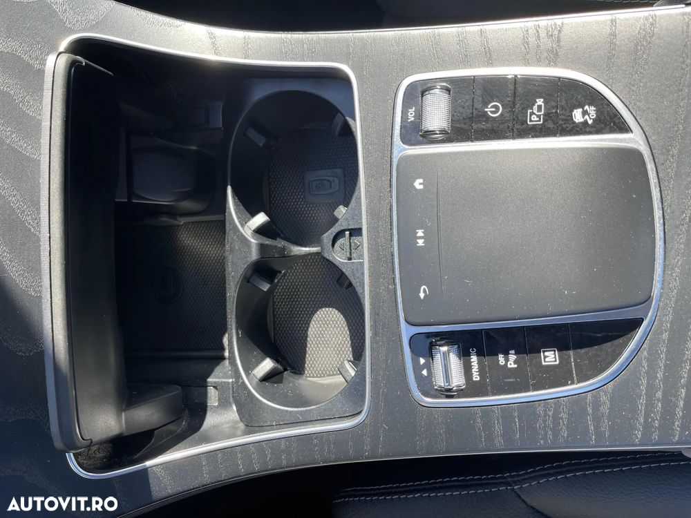 Mercedes-Benz GLC - 15