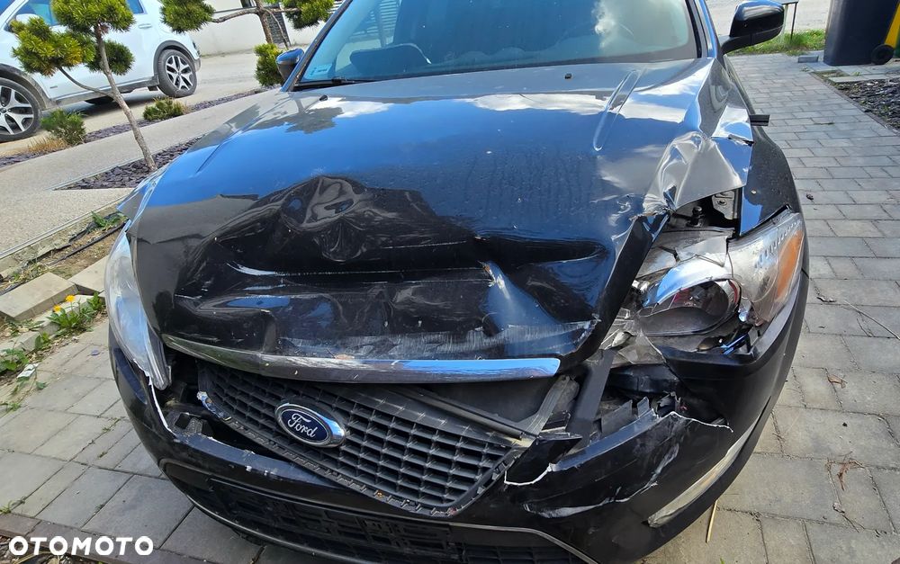 Ford Mondeo 2.0 TDCi Ambiente - 2