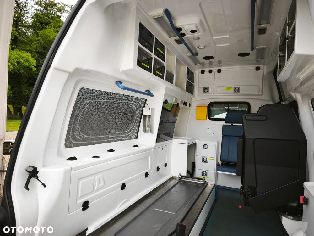 Volkswagen T5 2.5tdi 4x4 4-motion Klima Ambulans Karetka Inwalida TOP TOP - 12