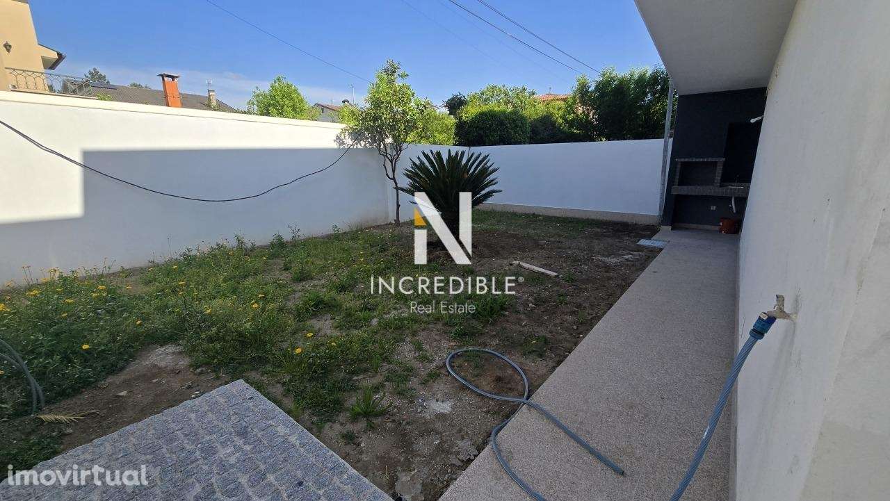 Moradia Geminada T4 Venda em Palmeira,Braga - Grande imagem: 4/36