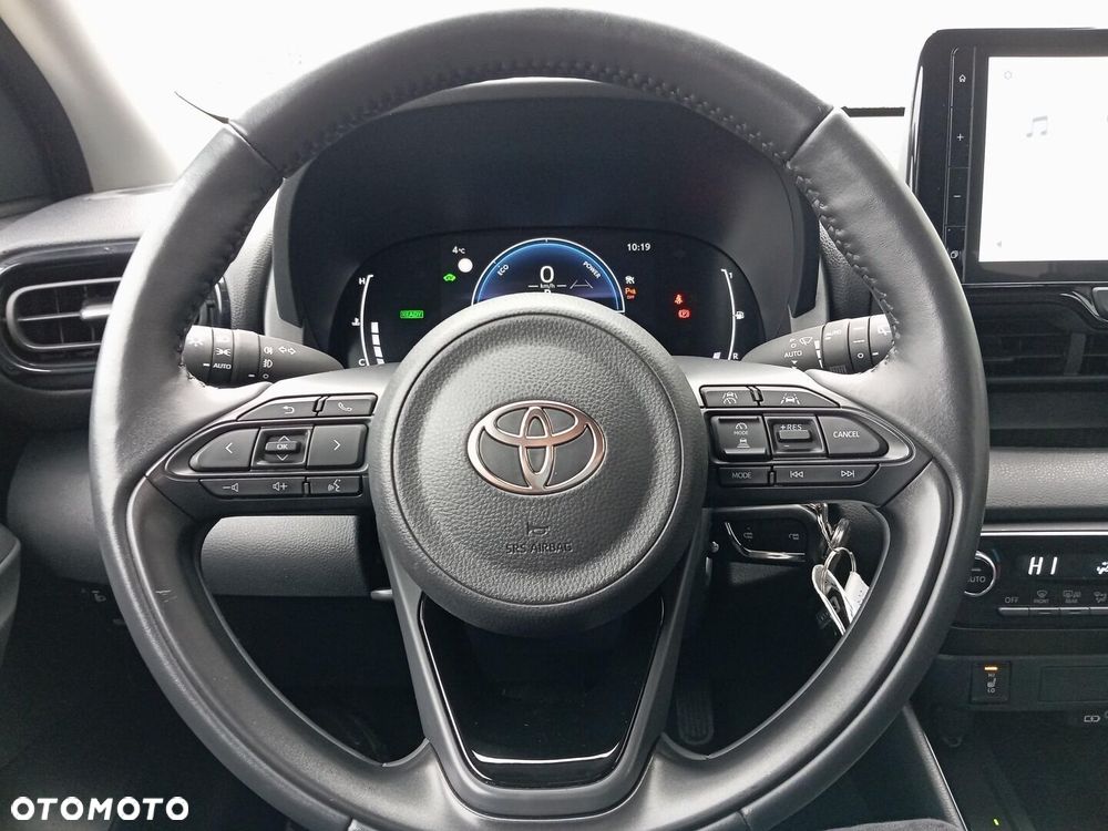 Toyota Yaris Hybrid 1.5 Style - 11