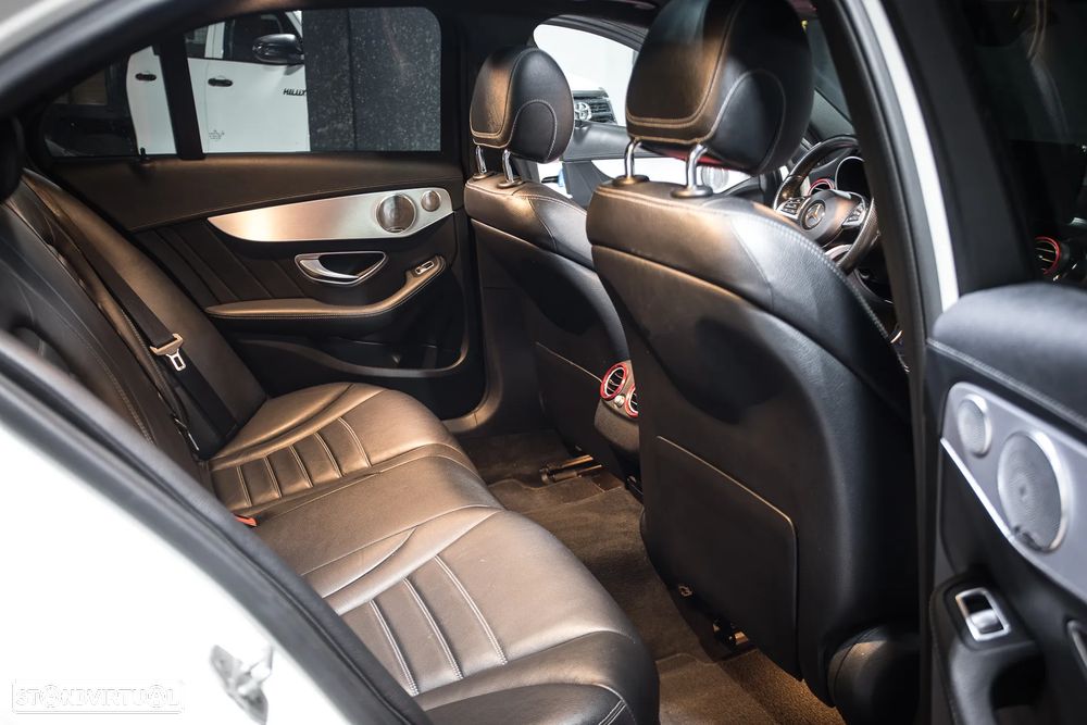 Mercedes-Benz C 300 BlueTEC Hybrid AMG Line - 5