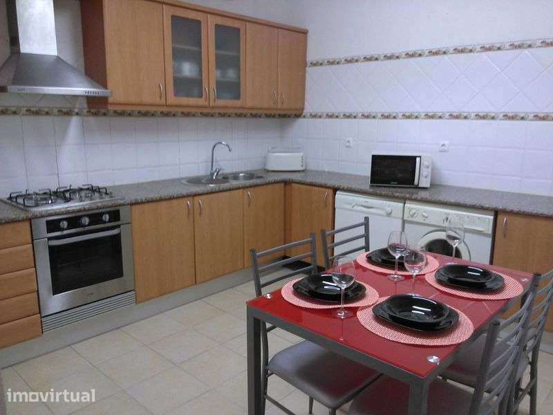 Moradia em Setúbal P/Alugar - Grande imagem: 2/9