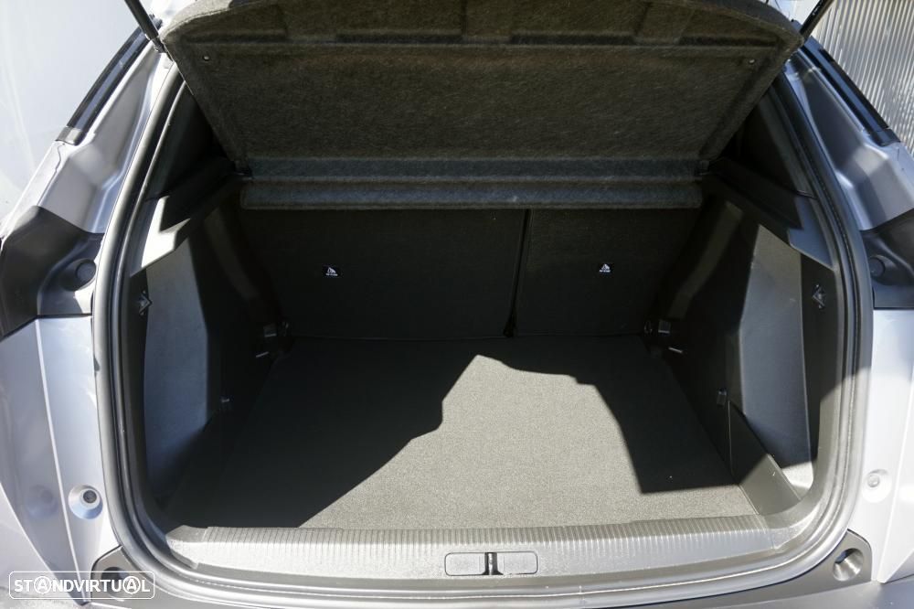 Peugeot 2008 1.2 PureTech Allure - 3