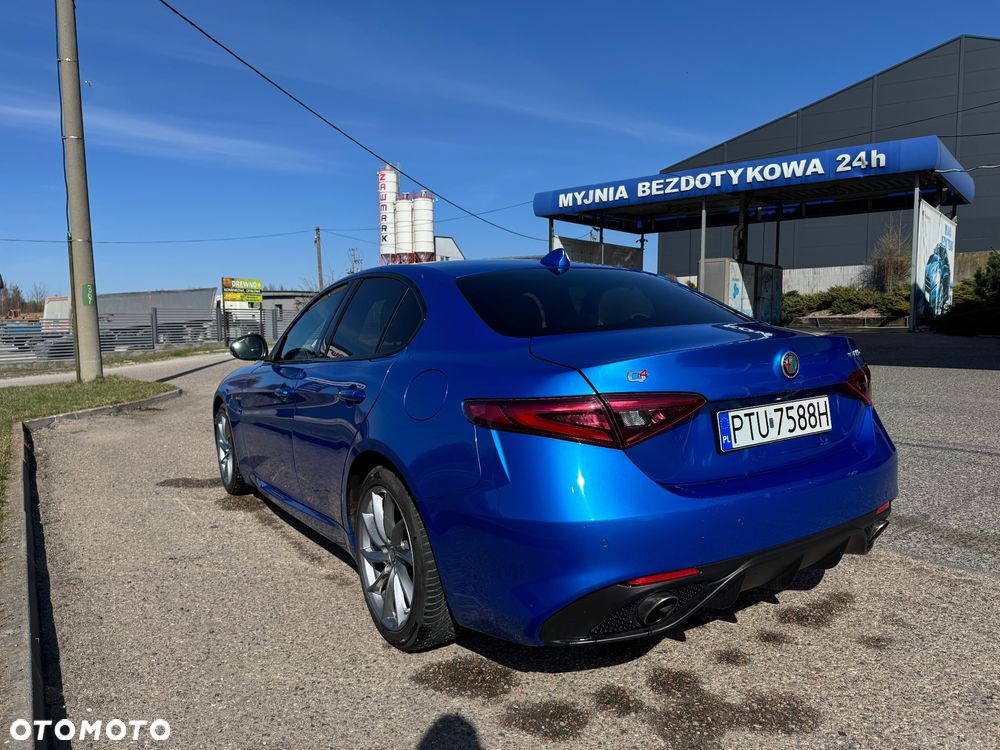 Alfa Romeo Giulia 2.0 Turbo Veloce Q4 - 10