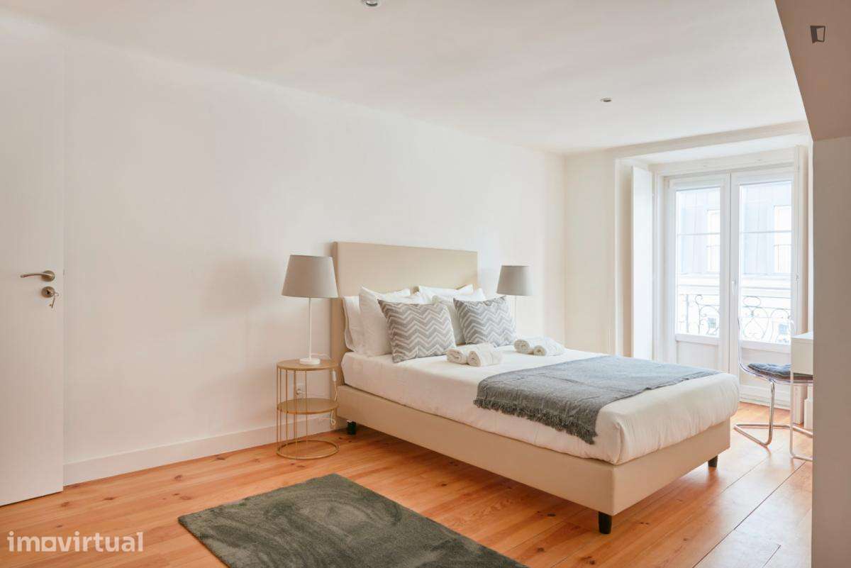 Apartamento com 4 quartos - localizado em Bairro Alto Lisbon - Grande imagem: 3/60