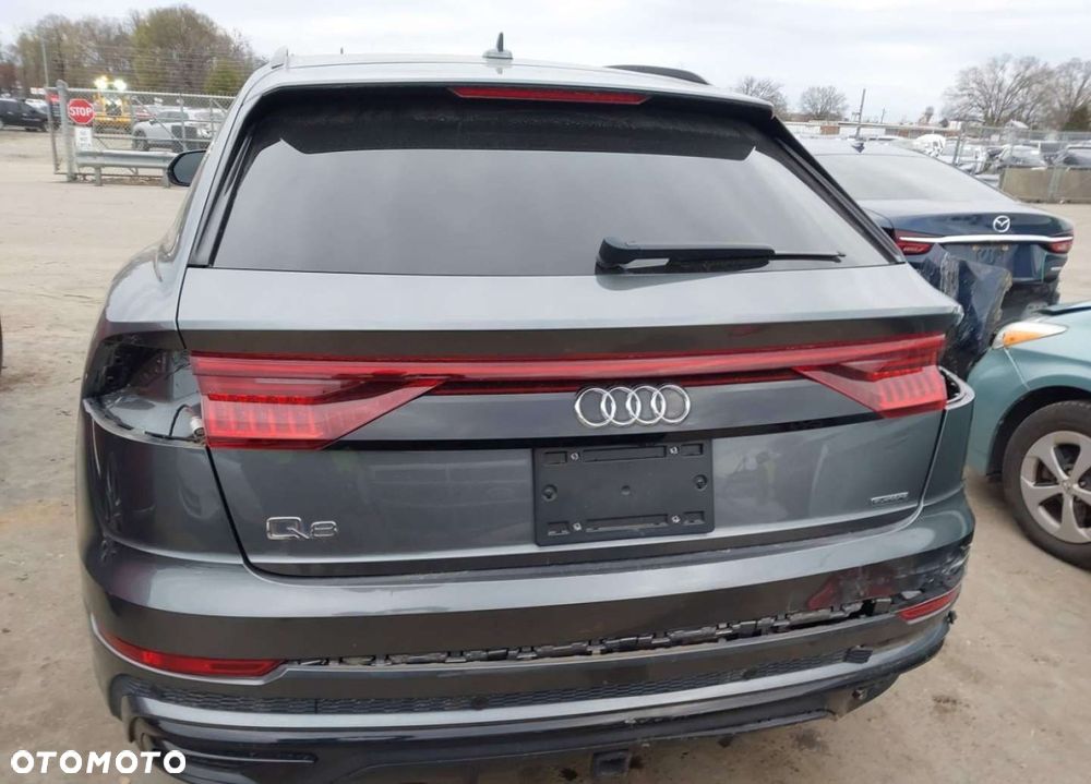 Audi Q8 - 7