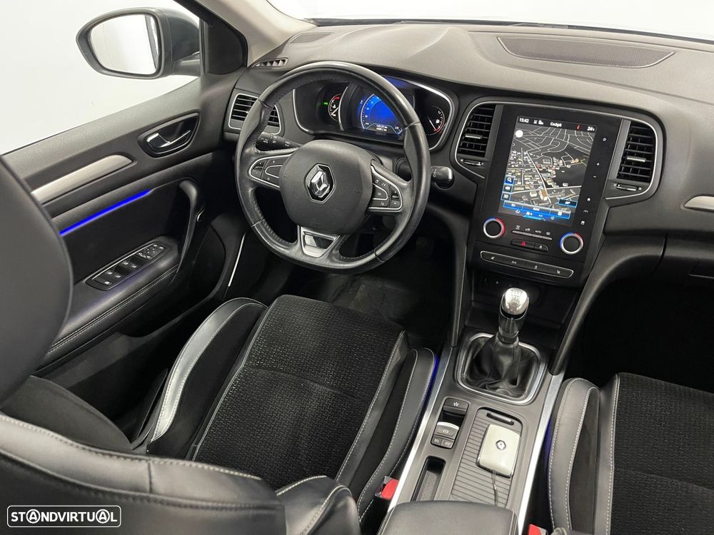 Renault Mégane Sport Tourer ENERGY dCi 130 INTENS - 21