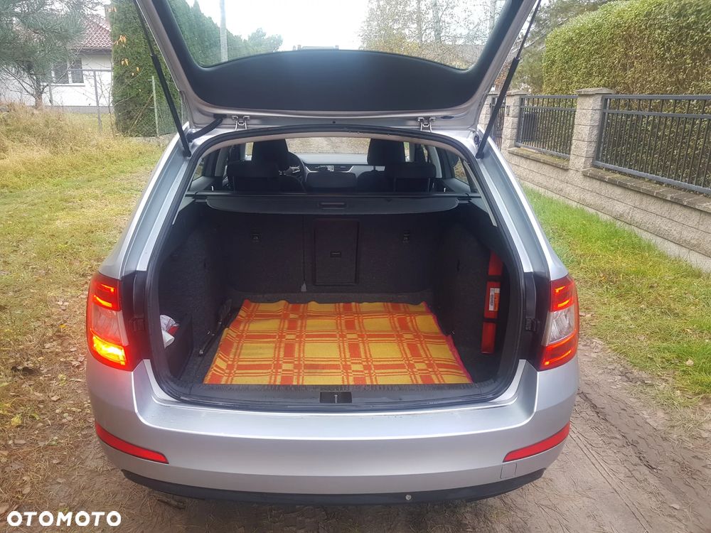 Skoda Octavia 1.6 TDI Active - 4