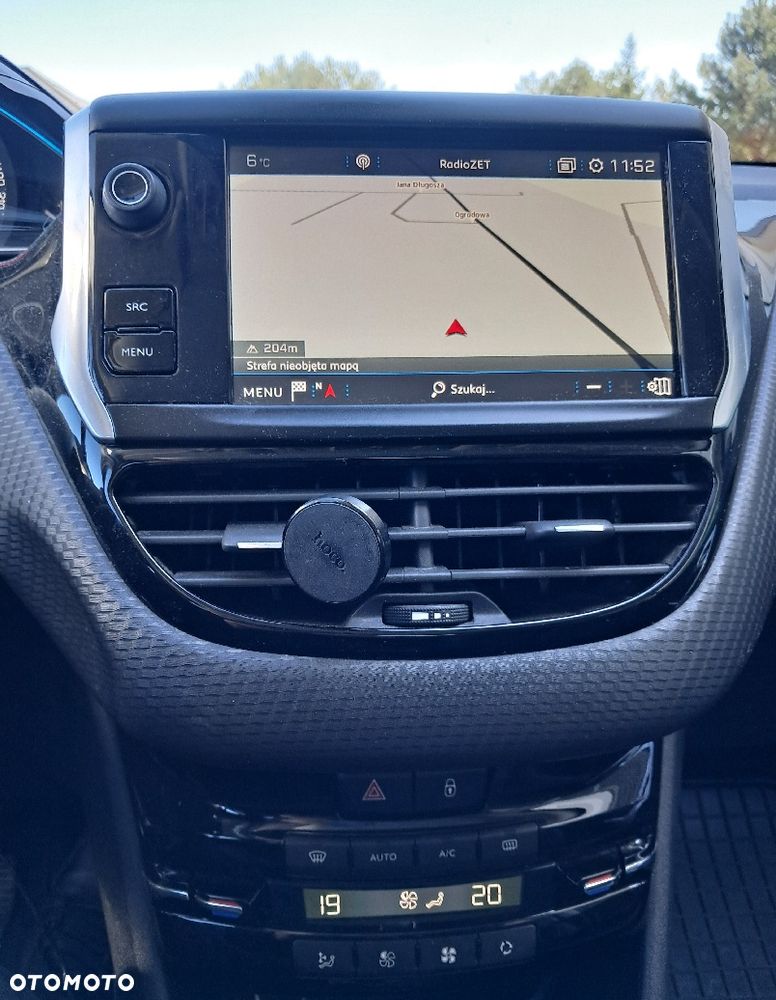 Peugeot 2008 1.2 Pure Tech GPF Active S&S - 18