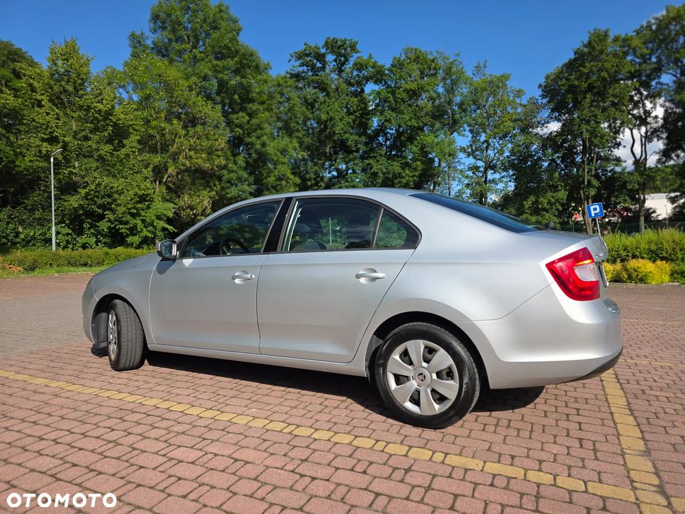 Skoda RAPID 1.2 TSI Ambition - 4
