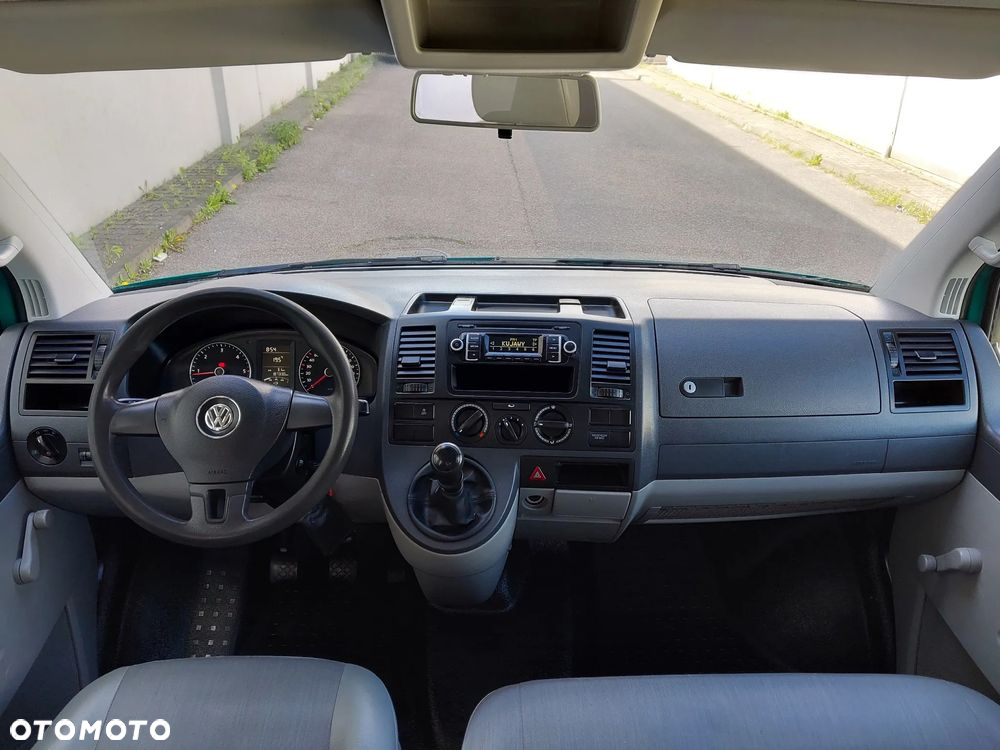 Volkswagen T5 - 9