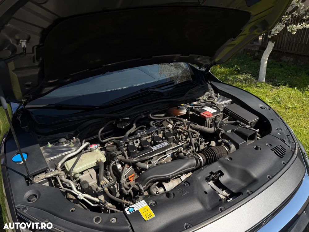 Honda Civic 1.5 VTEC Turbo Elegance Navi - 24