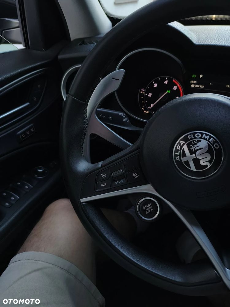 Alfa Romeo Stelvio 2.2 16V AT8 Q4 Super - 28