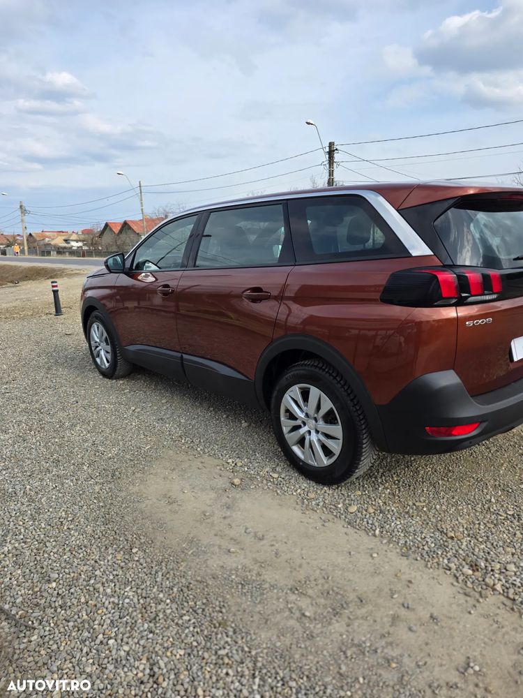 Peugeot 5008 - 31