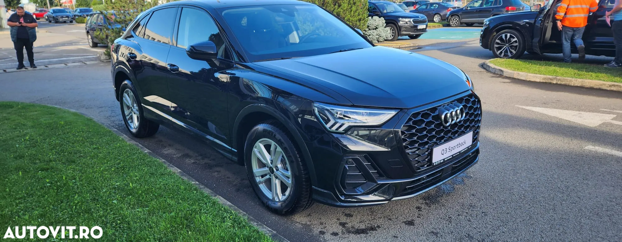 Audi Q3 2.0 35 TDI S tronic Basic - 2