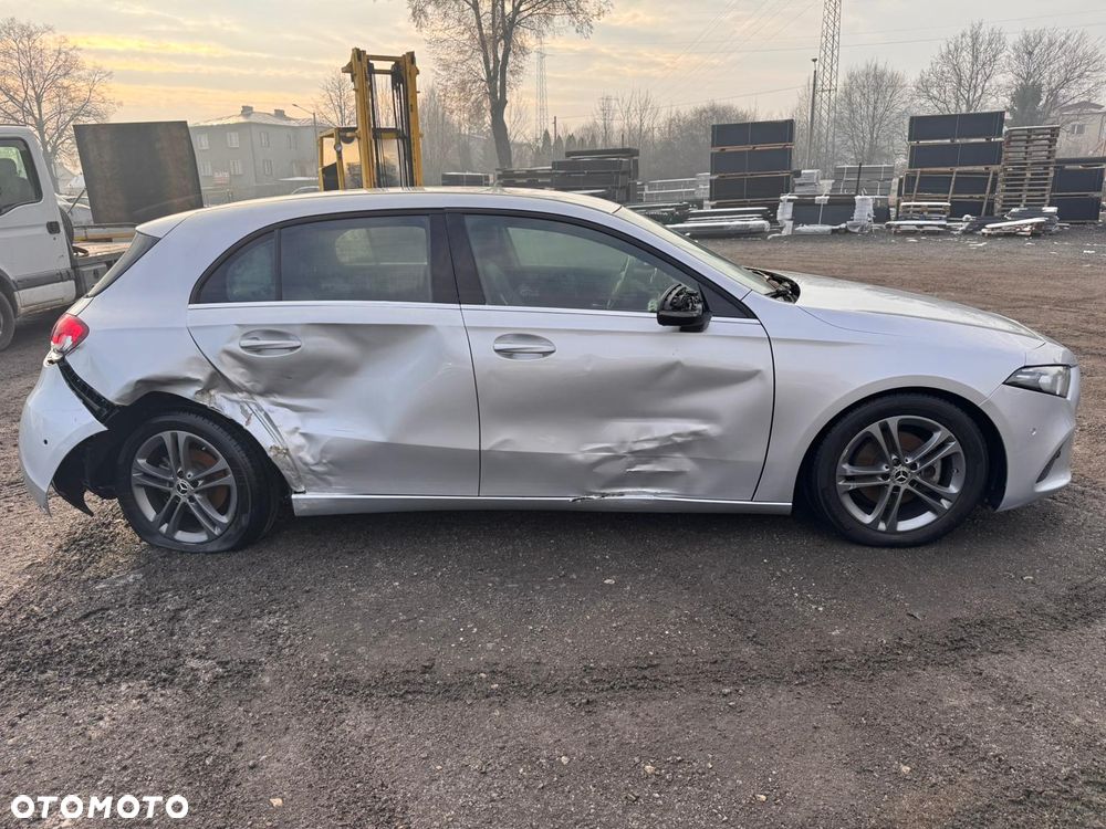 Mercedes-Benz Klasa A 180 d Edition 1 7G-DCT - 10