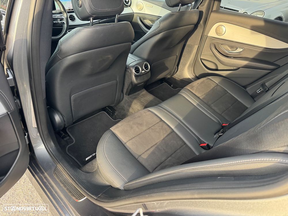 Mercedes-Benz E 300 - 14