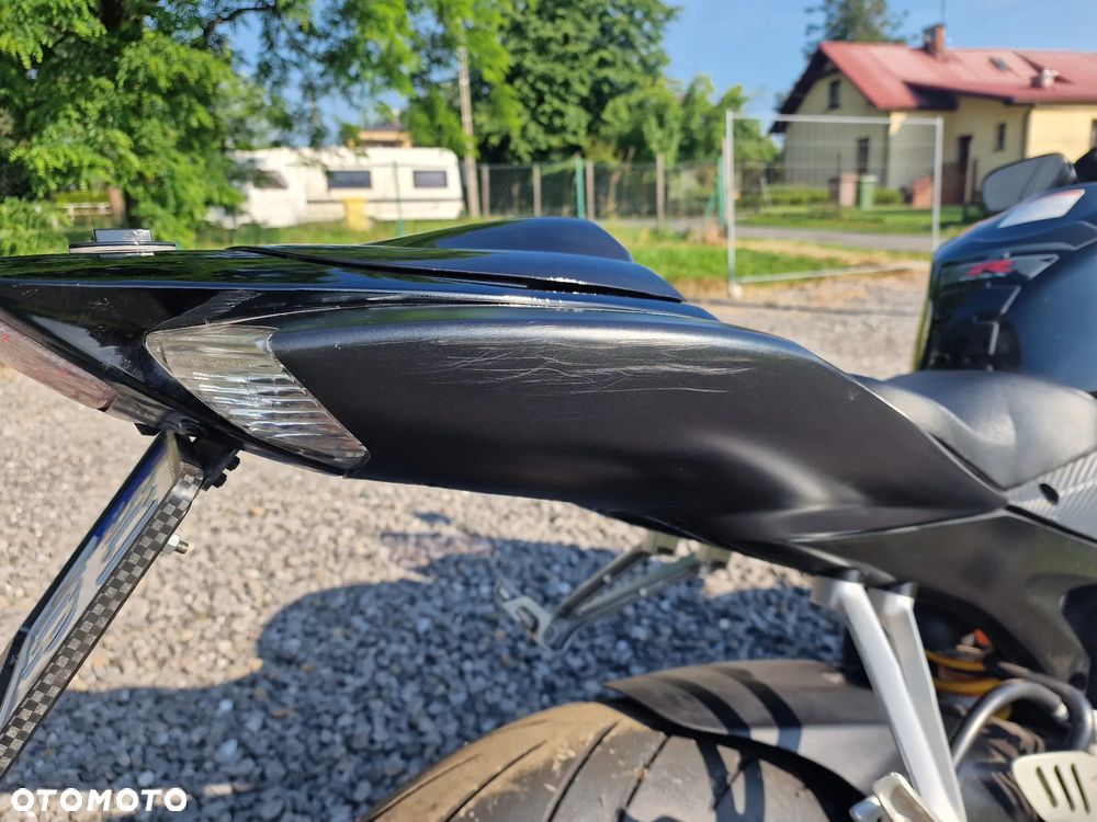 Suzuki GSX-R - 9