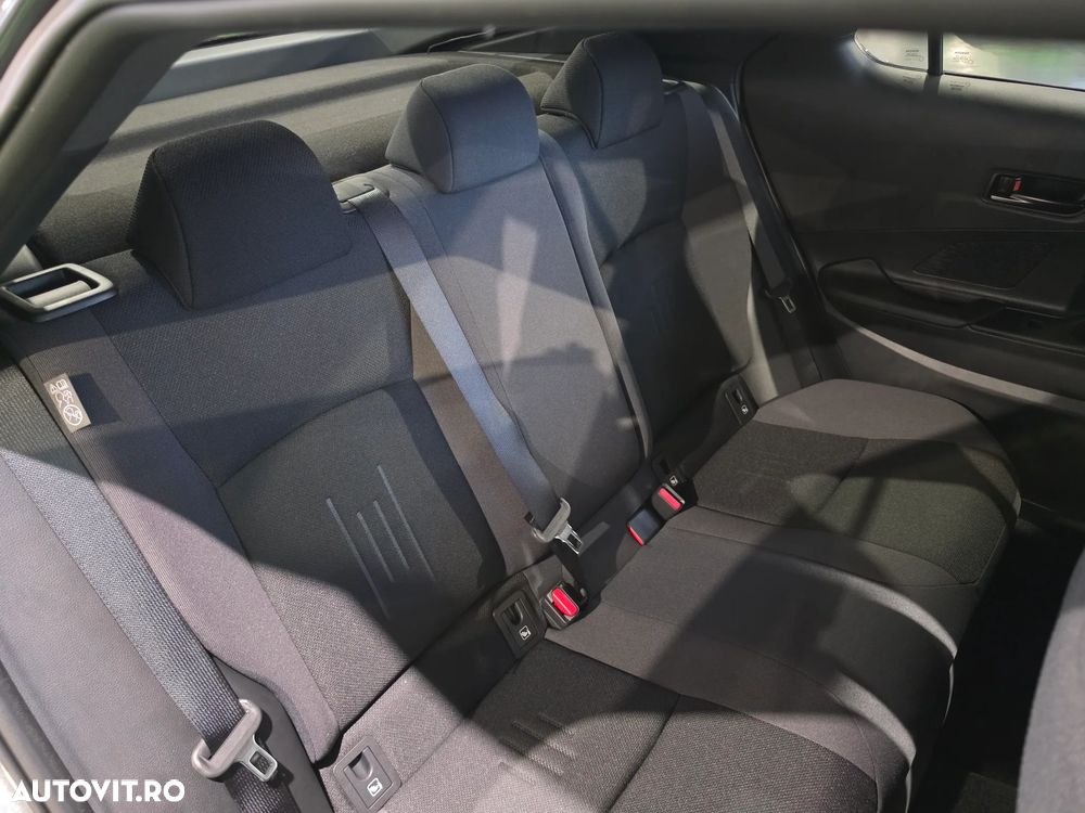 Toyota C-HR - 21