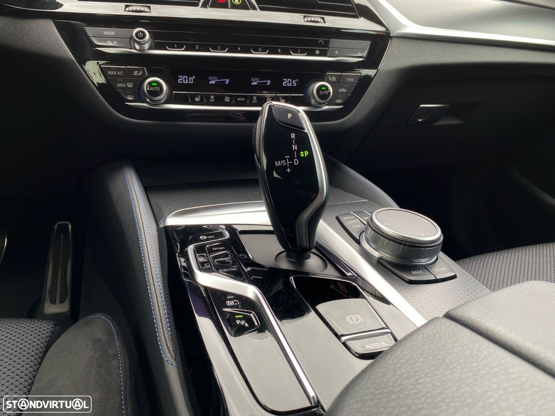 BMW 530 e Pack Desportivo M - 15