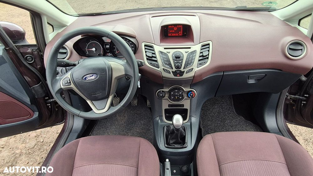 Ford Fiesta 1.25 Trend - 12