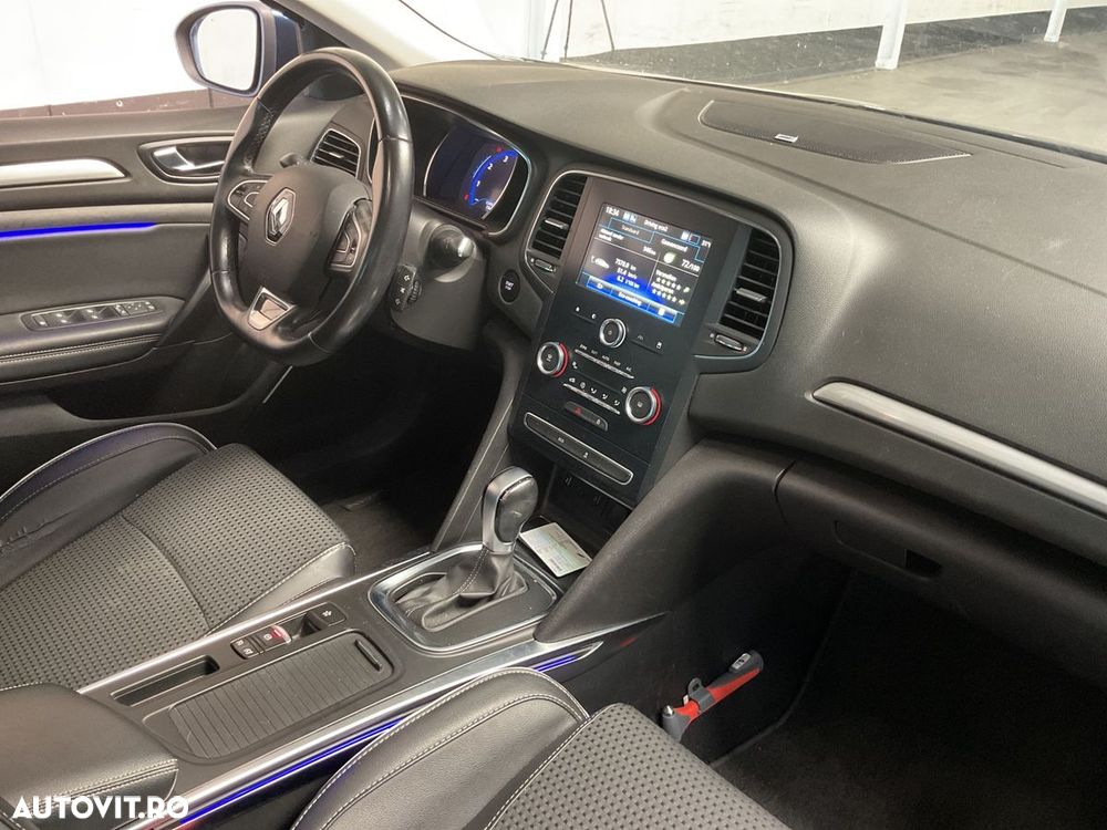 Renault Megane ENERGY TCe 140 EDC BOSE EDITION - 6
