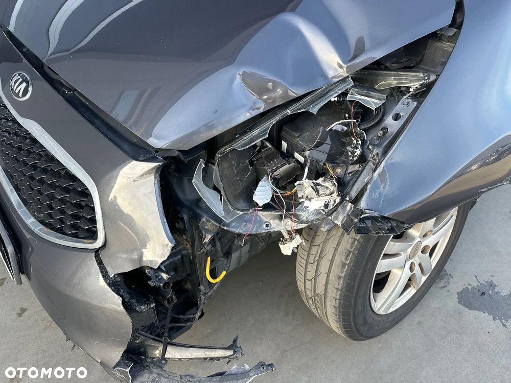 Kia Venga 1.6 Business Line - 18