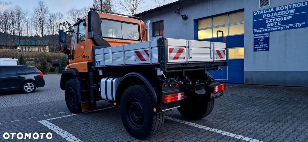 Unimog U400 - 4