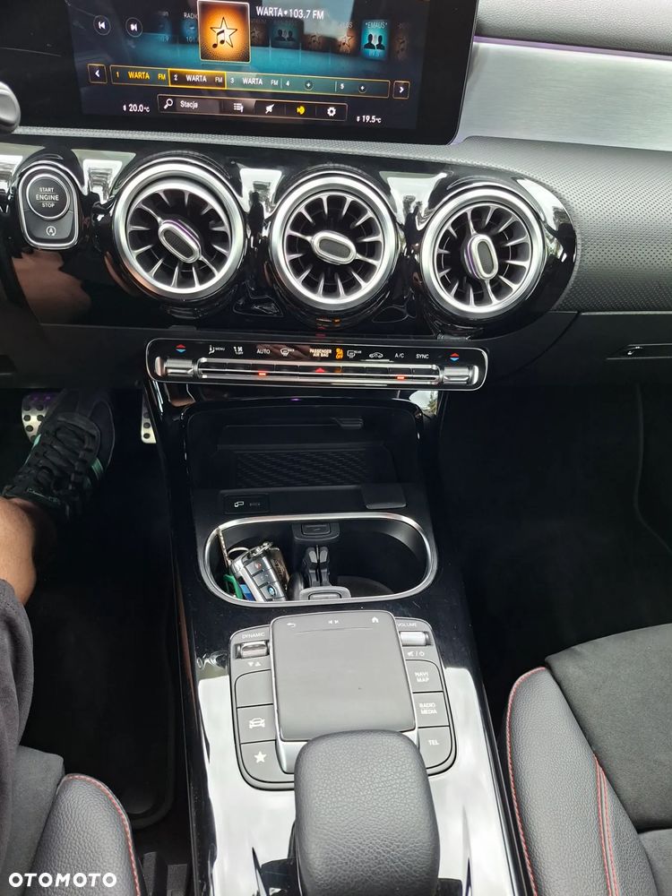 Mercedes-Benz Klasa A 250 4Matic 7G-DCT AMG Line - 24