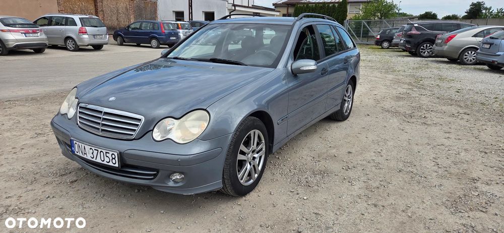 Mercedes-Benz Klasa C 180 T Kompressor Classic - 2