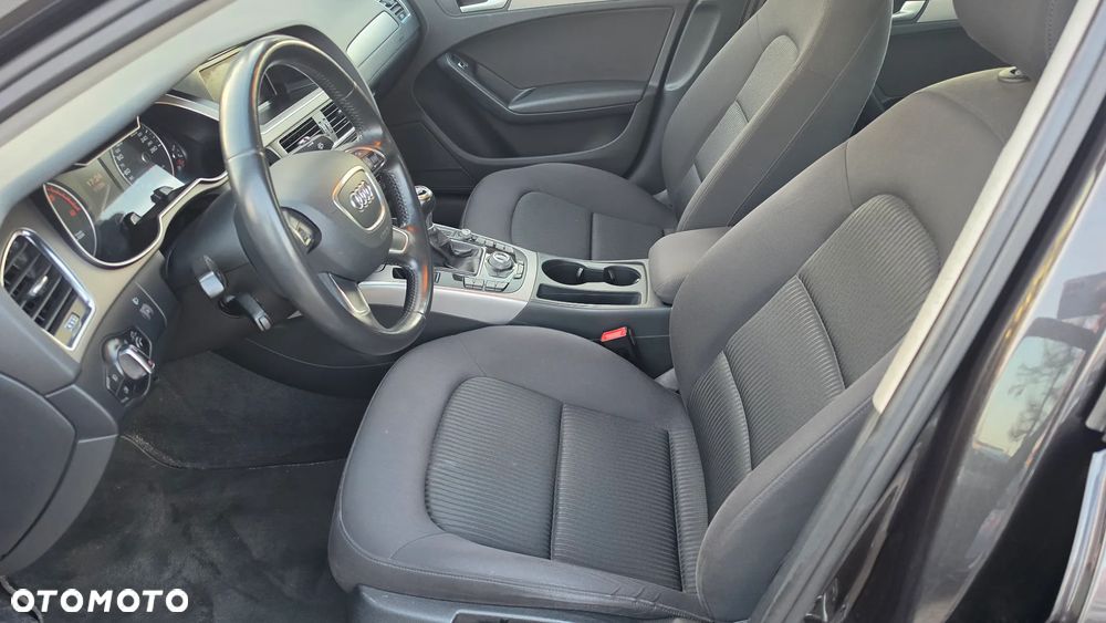 Audi A4 Limousine - 12