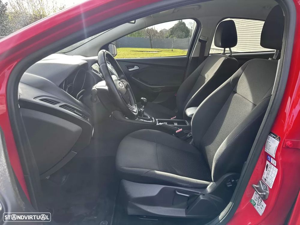 Ford Focus 1.5 TDCi Titanium ECOnetic - 25