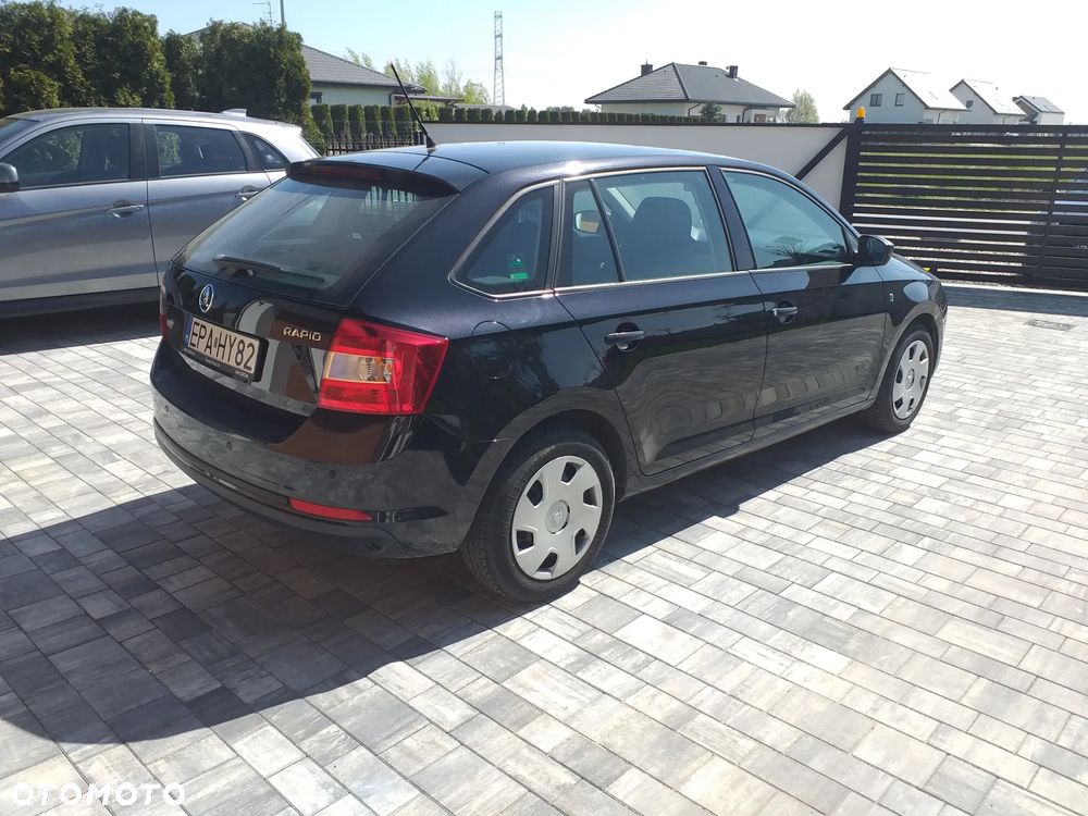 Skoda RAPID 1.2 Ambition Max - 6