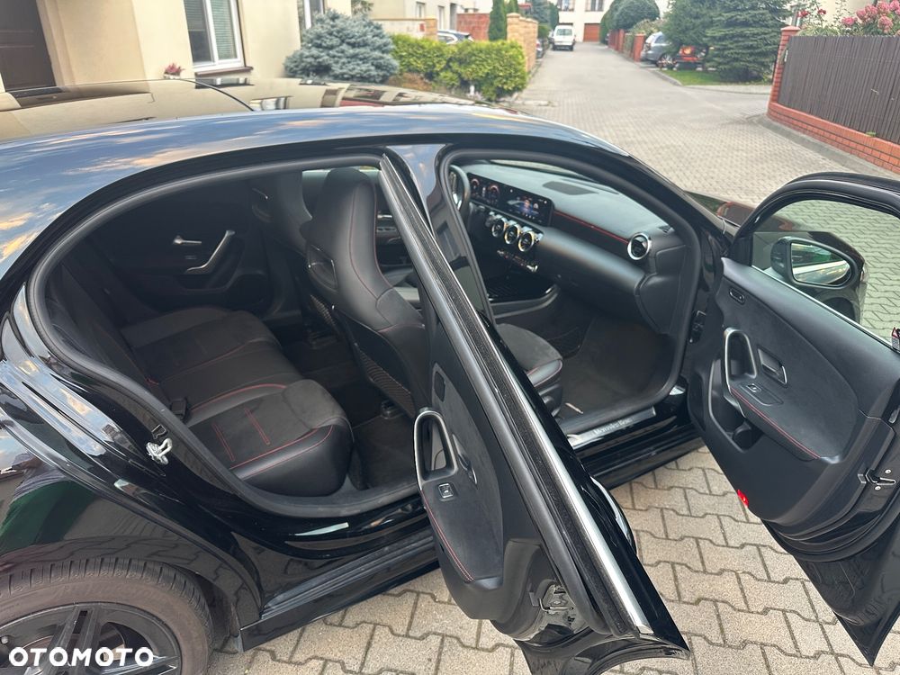 Mercedes-Benz Klasa A 200 AMG Line 7G-DCT - 16
