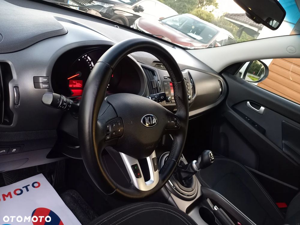 Kia Sportage 1.7 CRDI 2WD Attract - 24