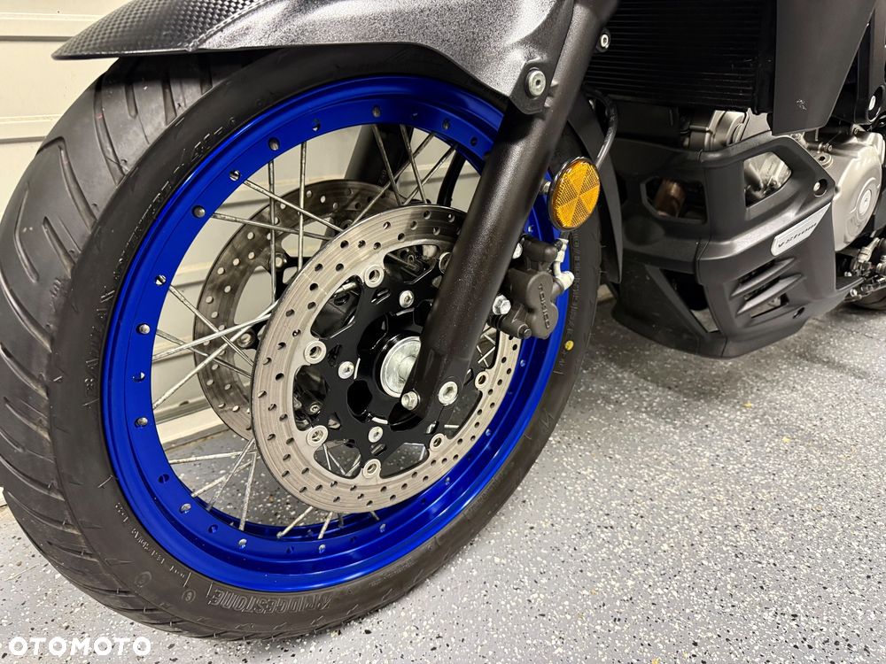 Suzuki V-STROM - 21