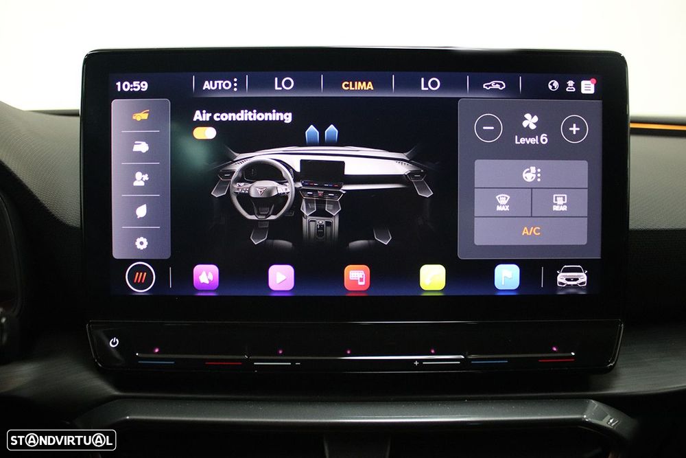 Cupra Leon ST 1.4 e-Hybrid MID DSG - 13