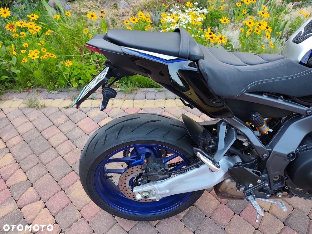 Yamaha MT - 8
