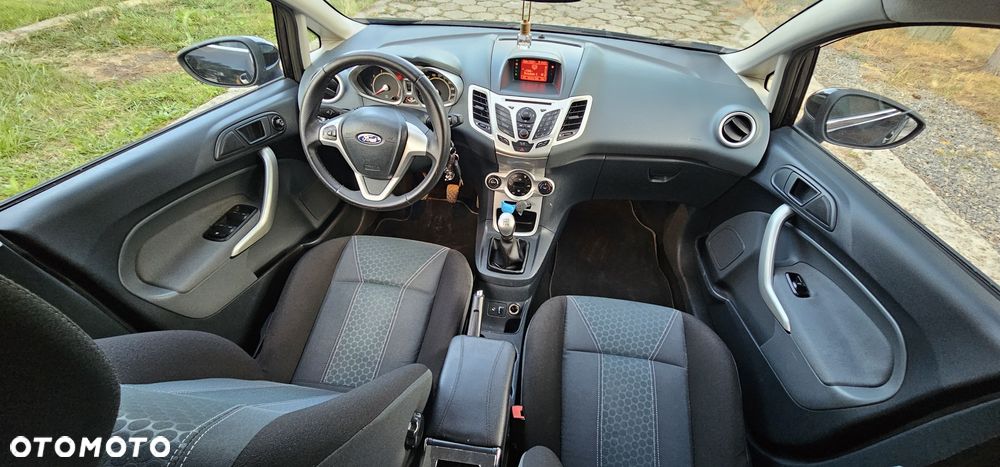 Ford Fiesta - 4