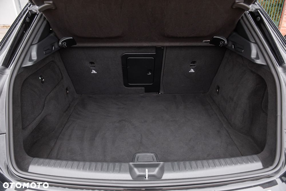 Mercedes-Benz GLA 250 4Matic 7G-DCT AMG Line - 31