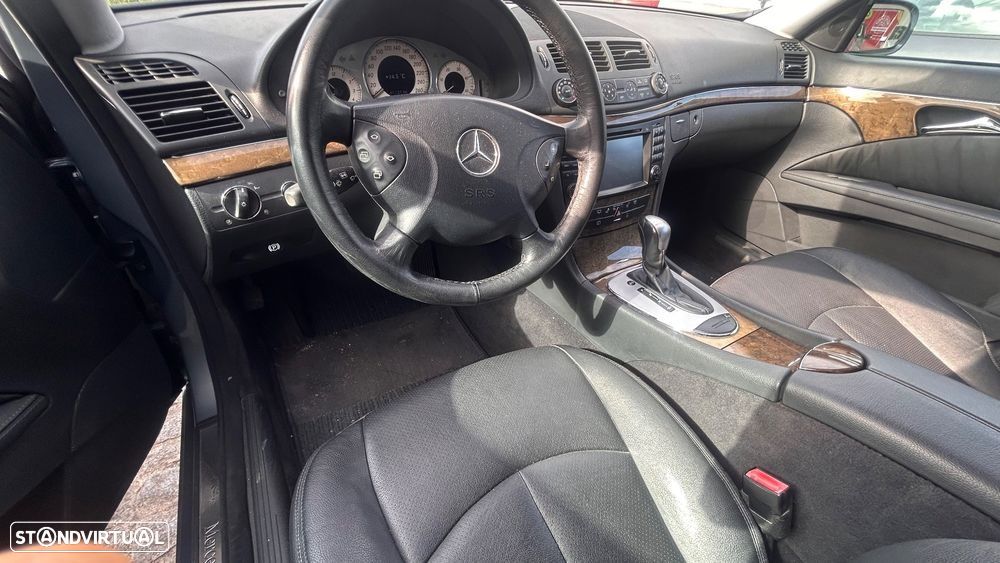 Mercedes-Benz E 220 - 4