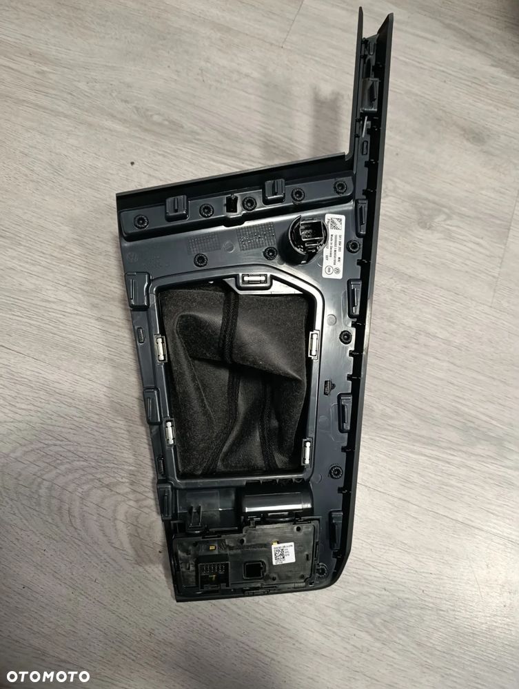 VW GOLF VIII 8 PANEL RAMKA GAŁKA ZMIANY BIEGÓW MIESZEK 5H1864263 - 3