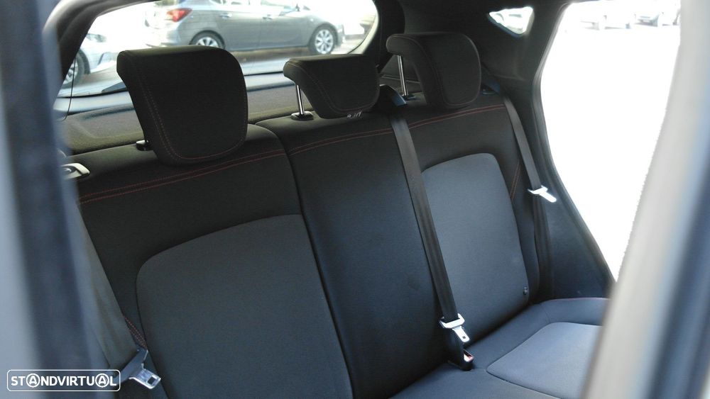 Ford Fiesta 1.0 EcoBoost ST-Line - 18