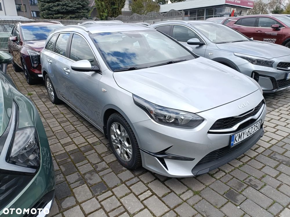 Kia Ceed 1.5 T-GDI M - 3