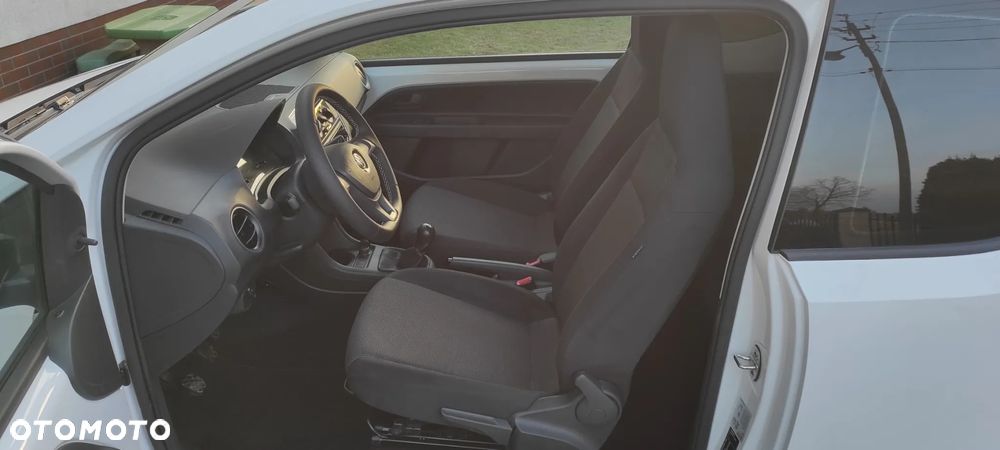 Volkswagen up! beats - 7